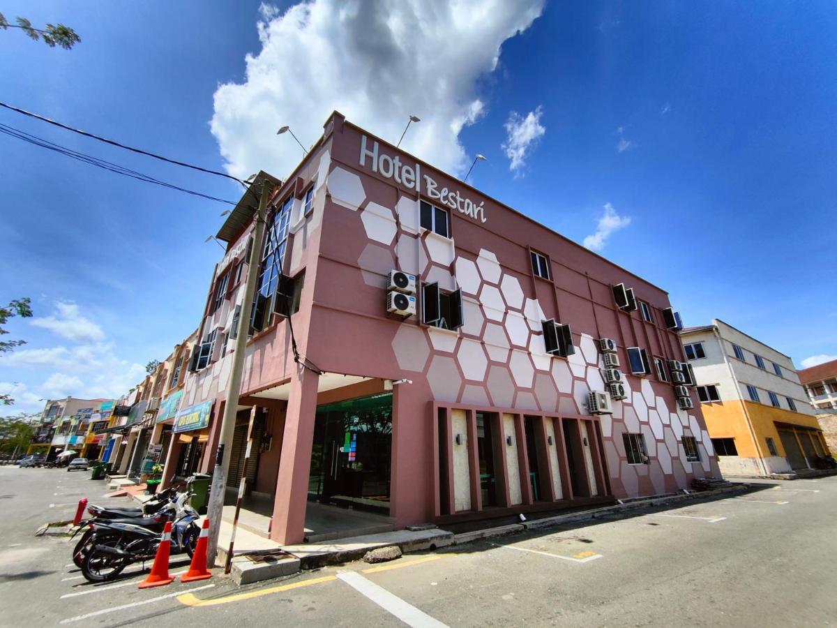 Hotel Bestari Kuala Lipis Zewnętrze zdjęcie