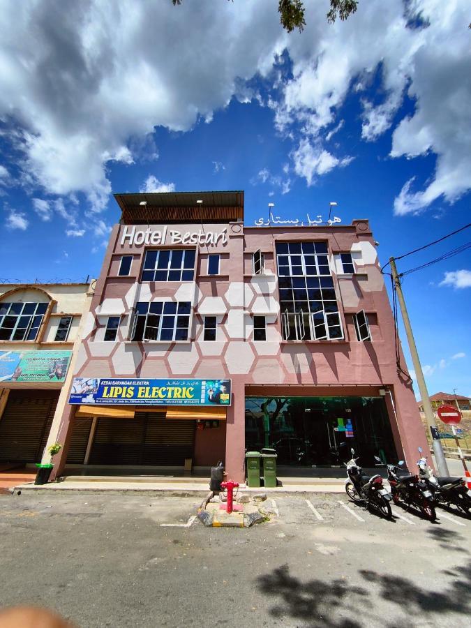 Hotel Bestari Kuala Lipis Zewnętrze zdjęcie