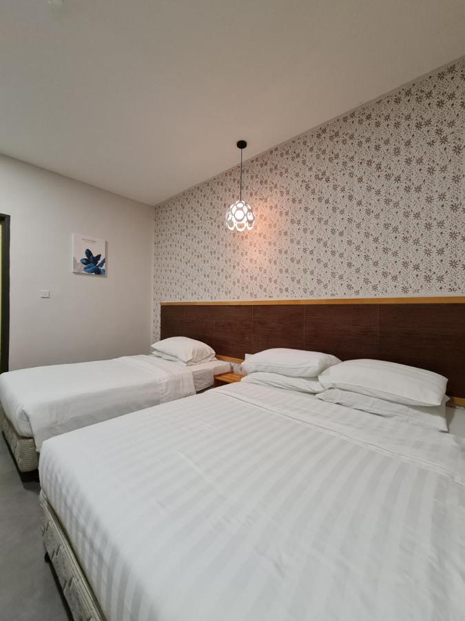 Hotel Bestari Kuala Lipis Zewnętrze zdjęcie