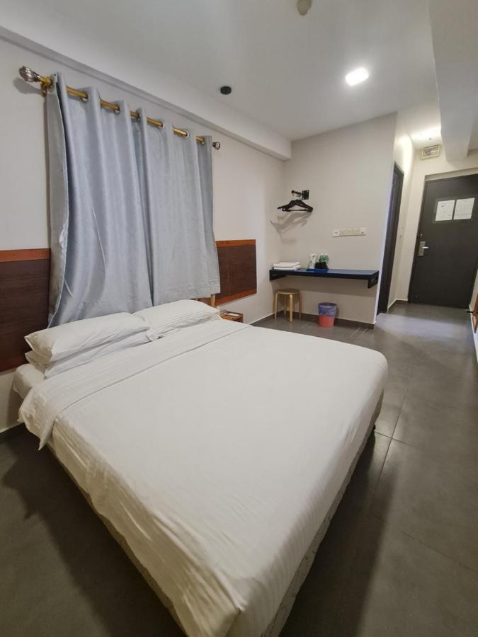 Hotel Bestari Kuala Lipis Zewnętrze zdjęcie