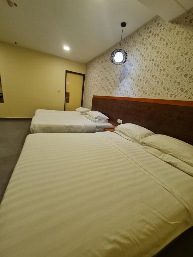 Hotel Bestari Kuala Lipis Zewnętrze zdjęcie