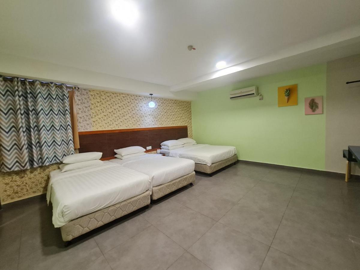 Hotel Bestari Kuala Lipis Zewnętrze zdjęcie
